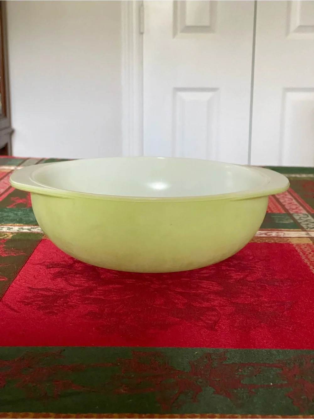 Vintage Pyrex 2QT 024 Lime Green Round Casserole Dish Mixing Bowl